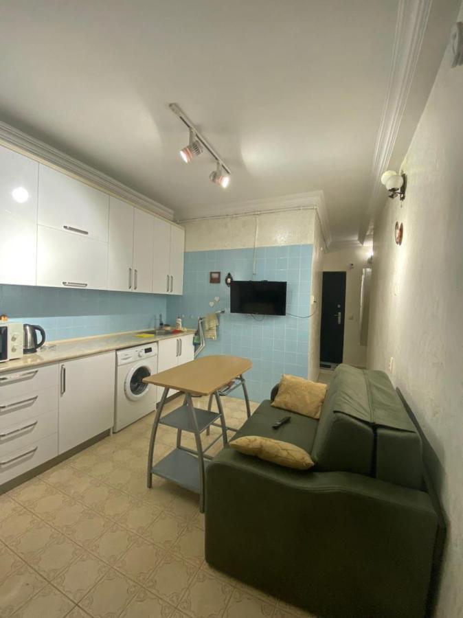 Apartment Ge Zvezda Batumi Exterior foto